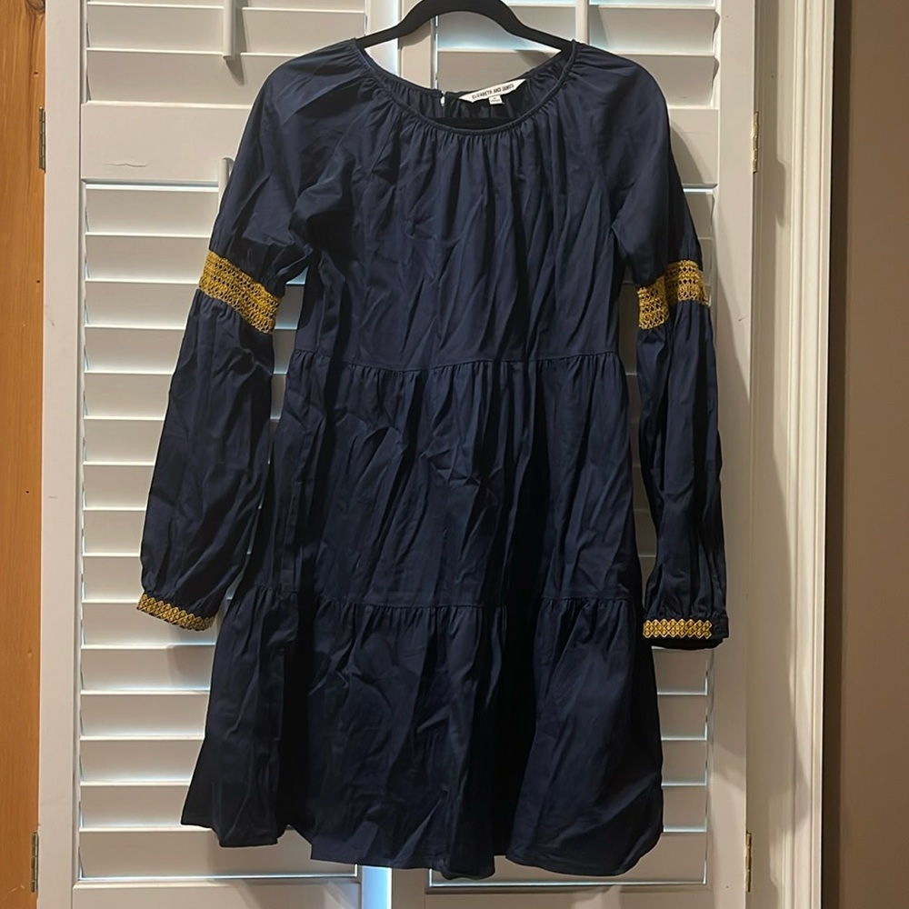 Elizabeth and James navy long sleeve mini dress. Size S